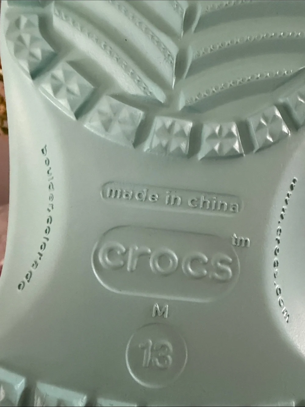 CROCS secure heel fit